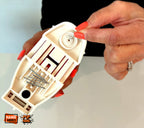 Pop & Hang – The Easy One-Nail Picture Hanging Tool