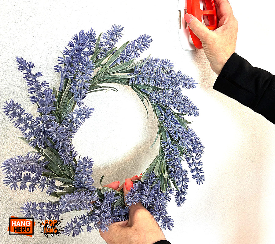 Pop & Hang – The Easy One-Nail Picture Hanging Tool